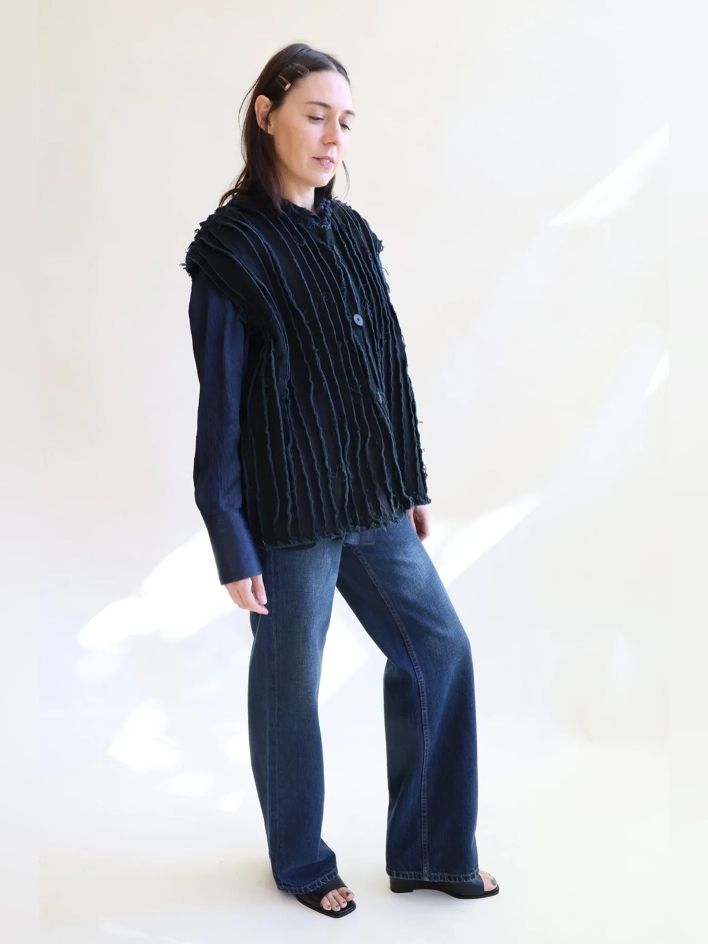 Jesse Kamm Baleen Vest Black Sz XS-S Oversized NWT - Picture 13 of 13